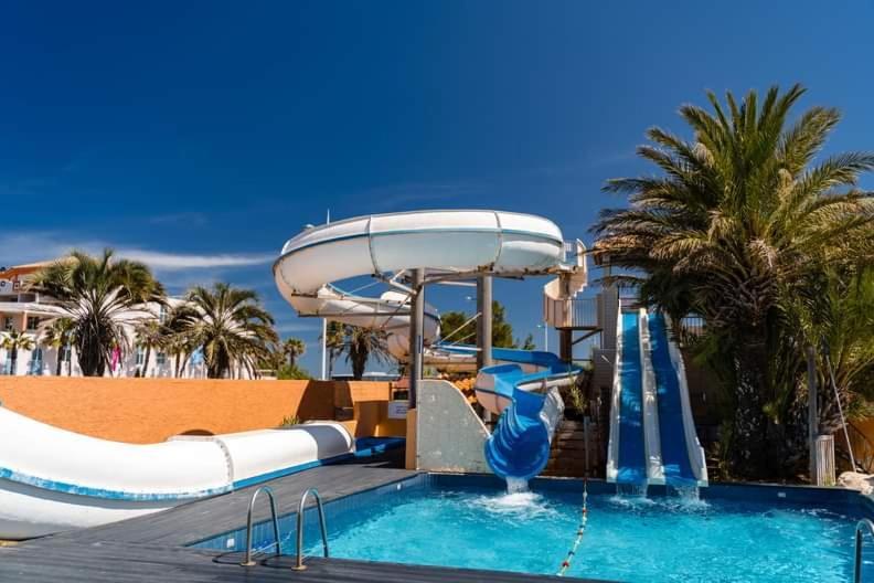 Mobil-Home Le Cocon Fun Pass Non Inclus กาเนต์-อ็อง-รูสซียง ภายนอก รูปภาพ